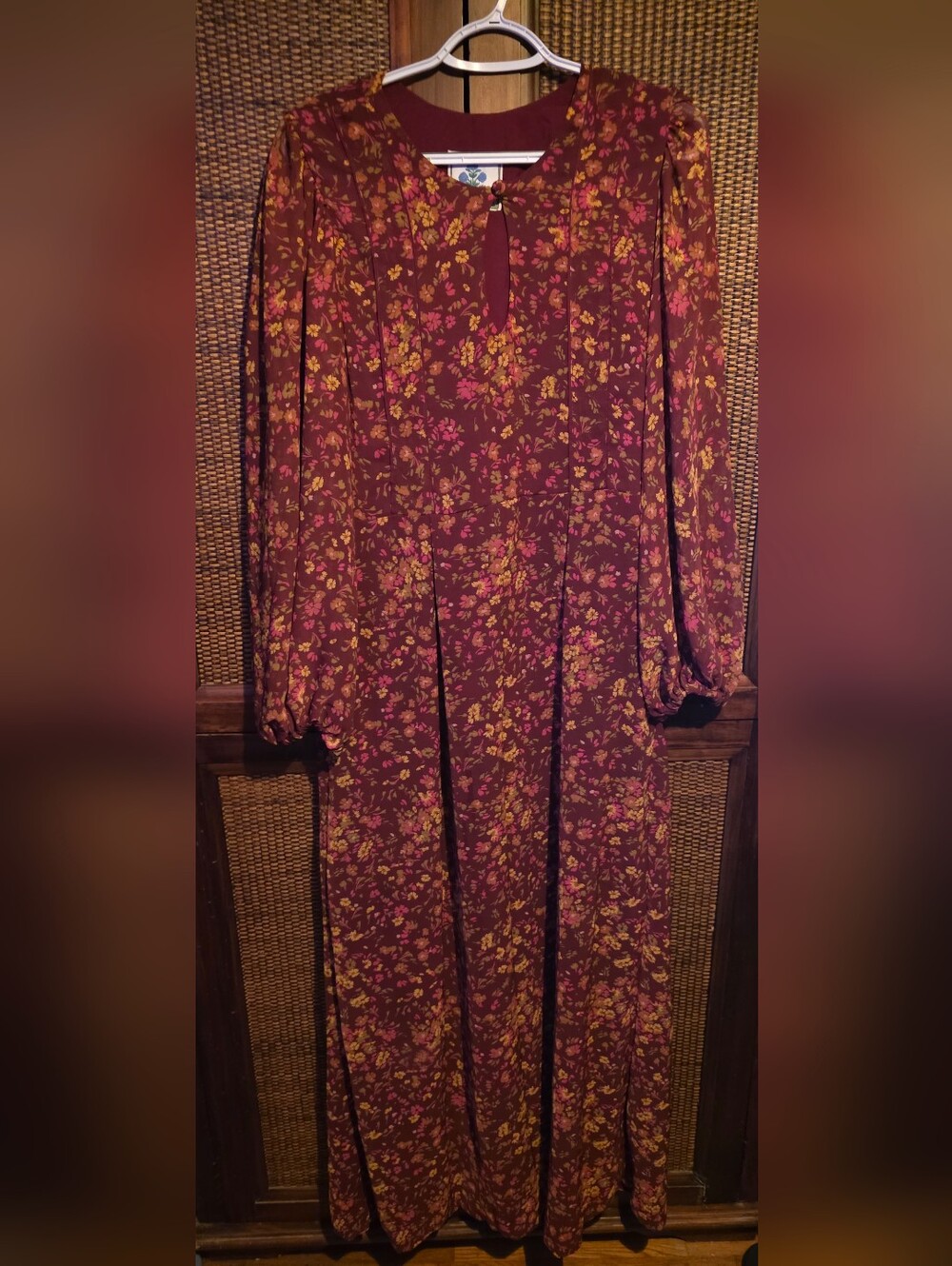 Sue Sartor Woven Floral Keyhole Maxi Dress - Burgundy PTP - Picture 2 of 4